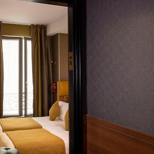 Two Adjoining Double Rooms